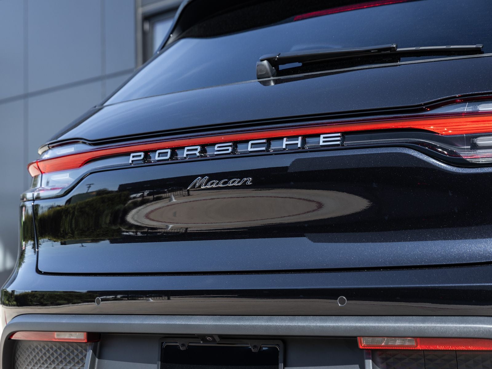2026 Porsche Macan AWD