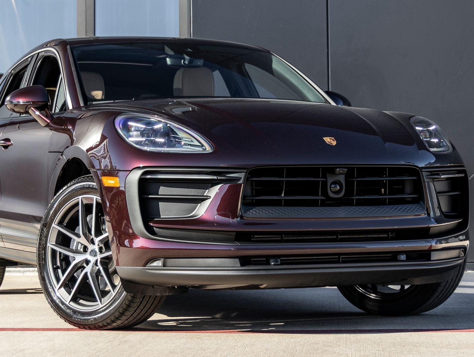 2026 Porsche Macan AWD