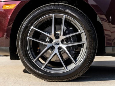 2026 Porsche Macan AWD