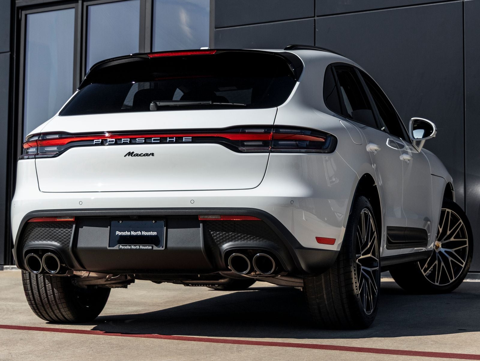 2026 Porsche Macan Macan