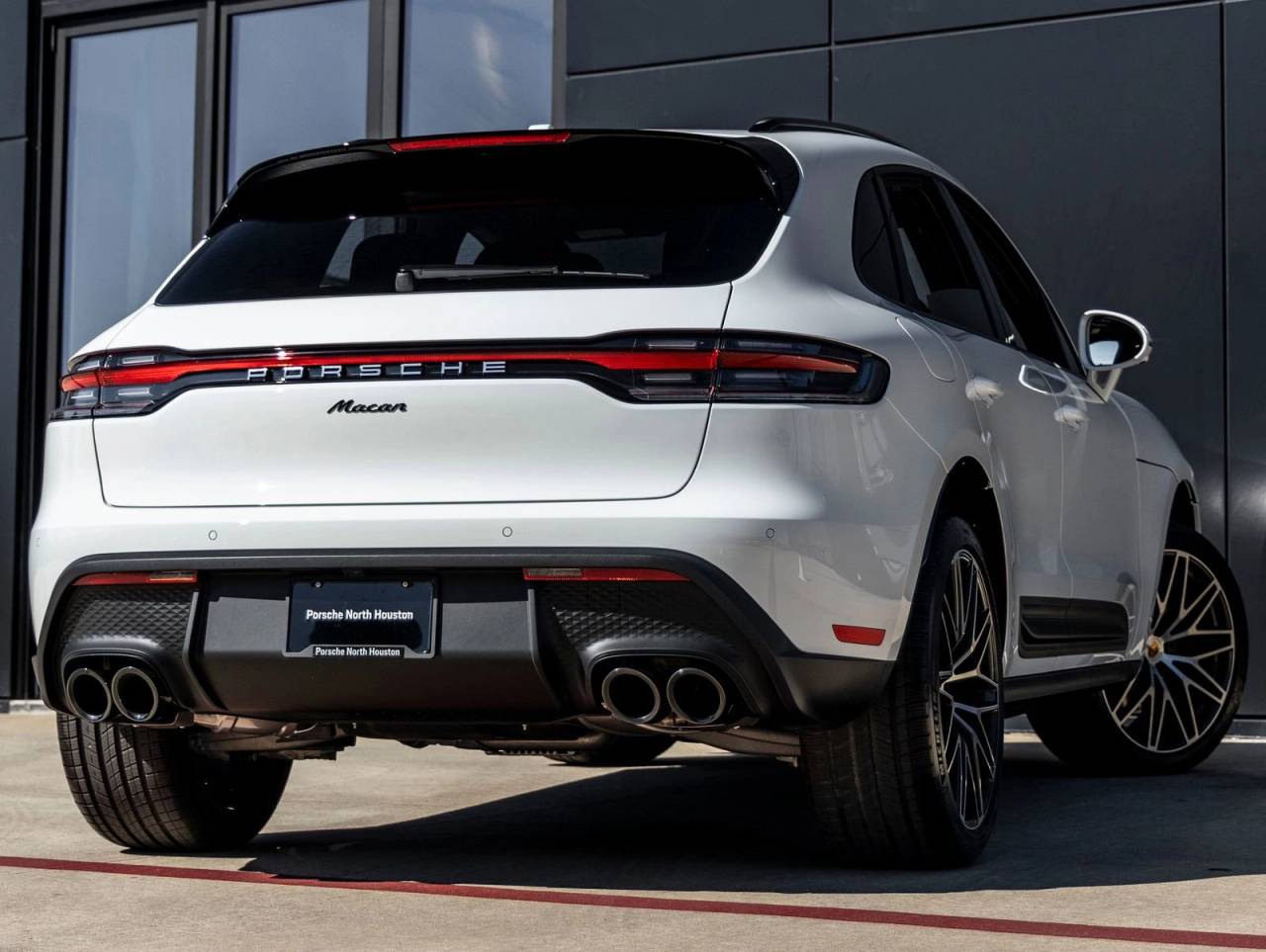 2026 Porsche Macan Macan