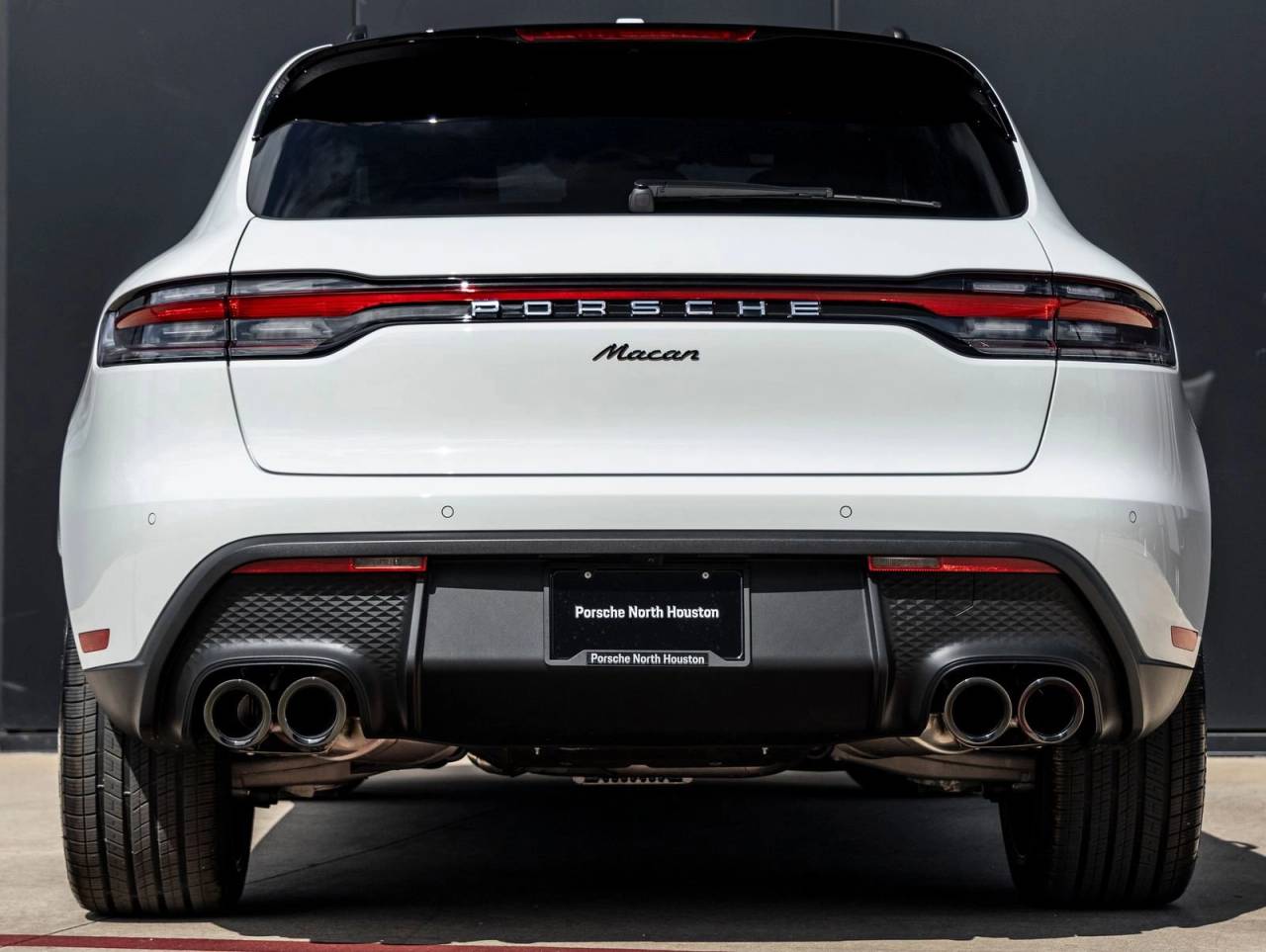 2026 Porsche Macan AWD