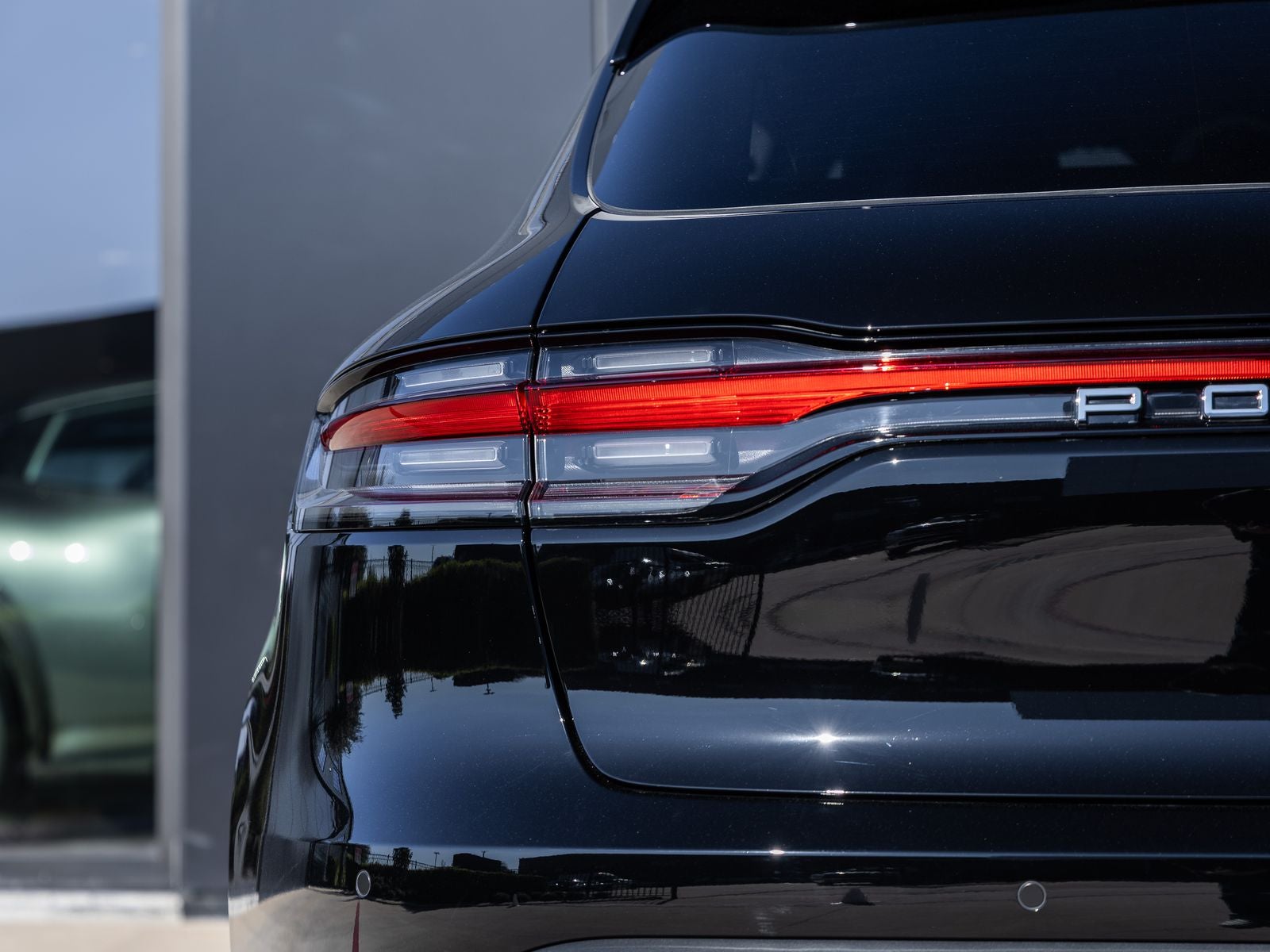 2026 Porsche Macan AWD