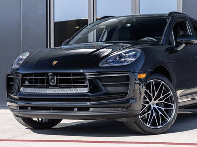 2026 Porsche Macan AWD