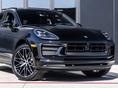 2026 Porsche Macan AWD