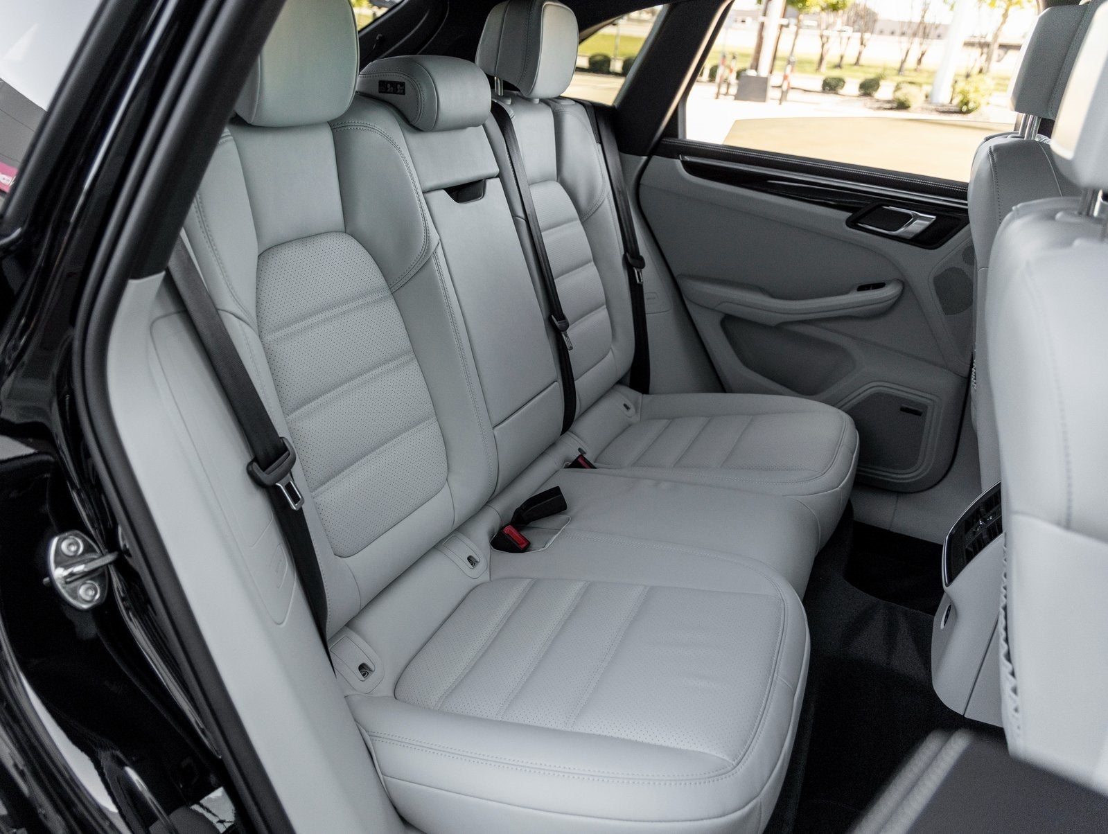 2026 Porsche Macan Macan T