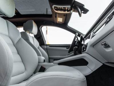 2026 Porsche Macan Macan T