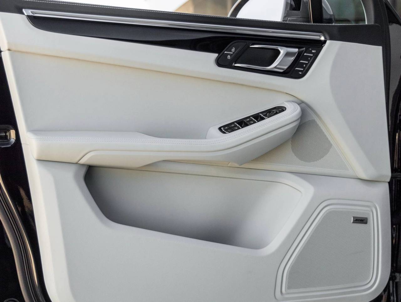 2026 Porsche Macan Macan T