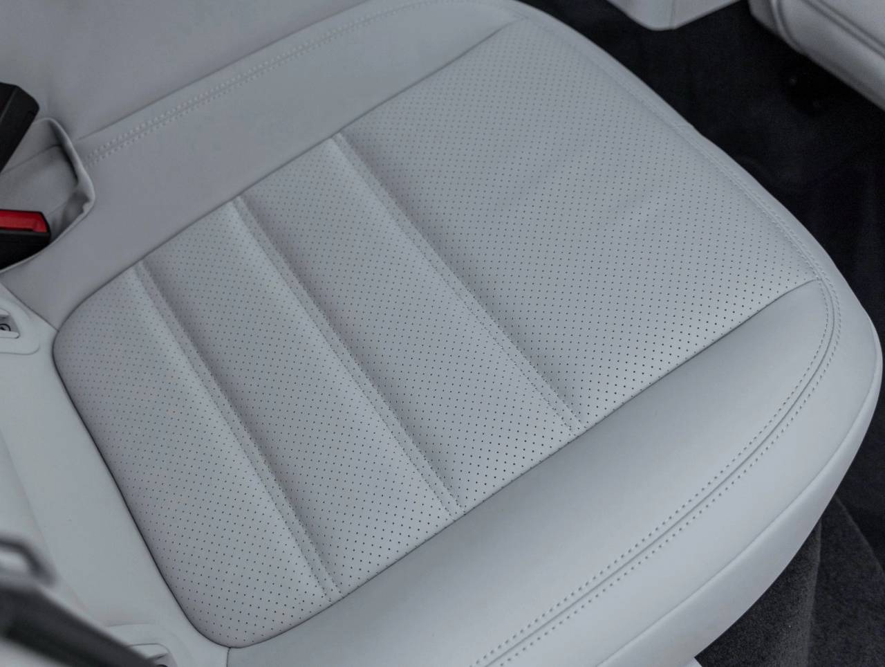 2026 Porsche Macan Macan T