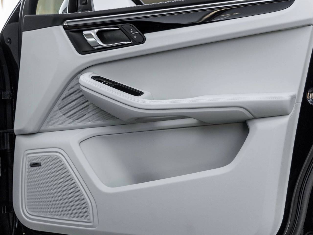 2026 Porsche Macan Macan T