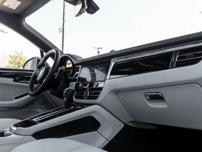 2026 Porsche Macan Macan T