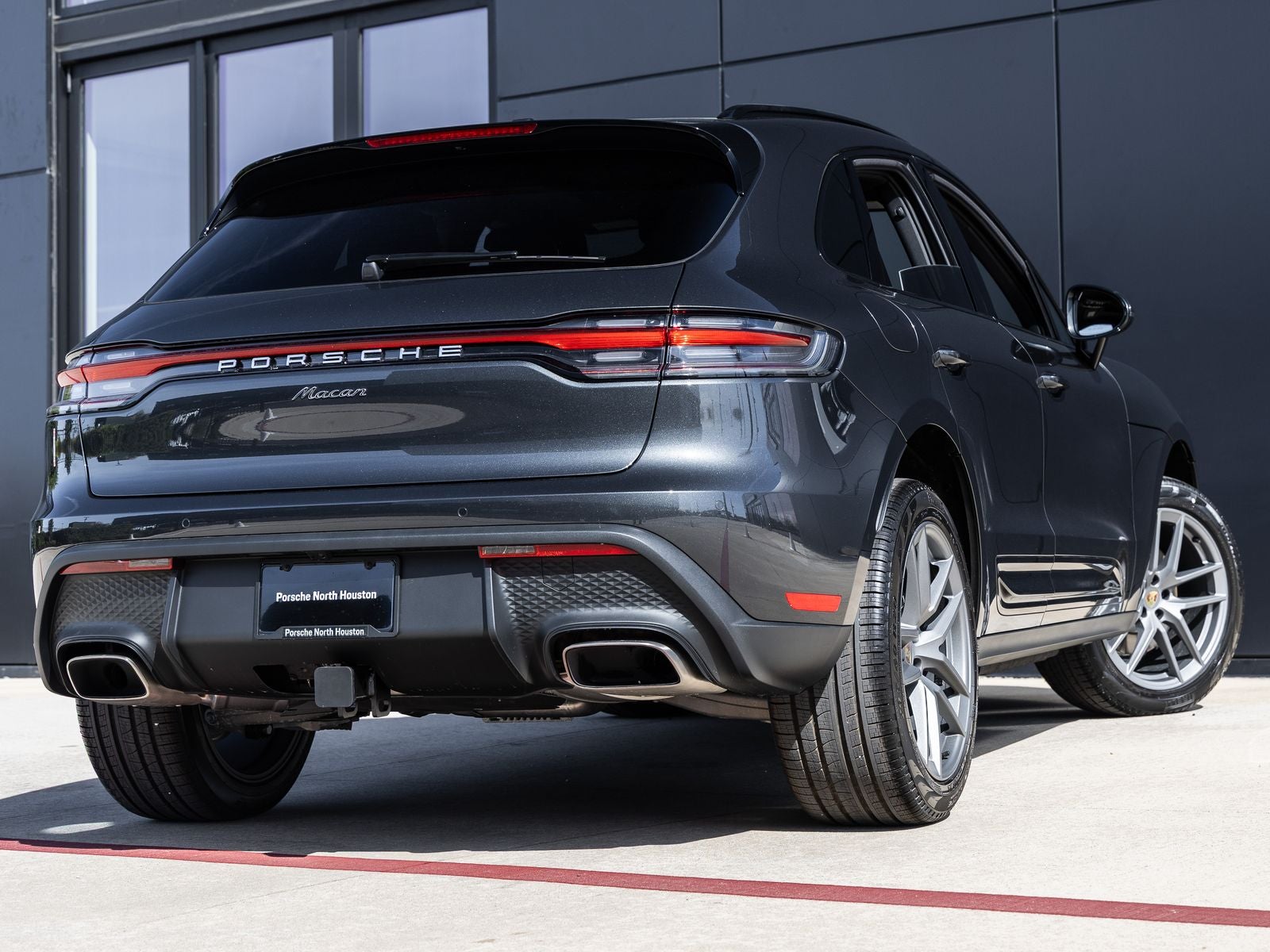 2026 Porsche Macan Macan