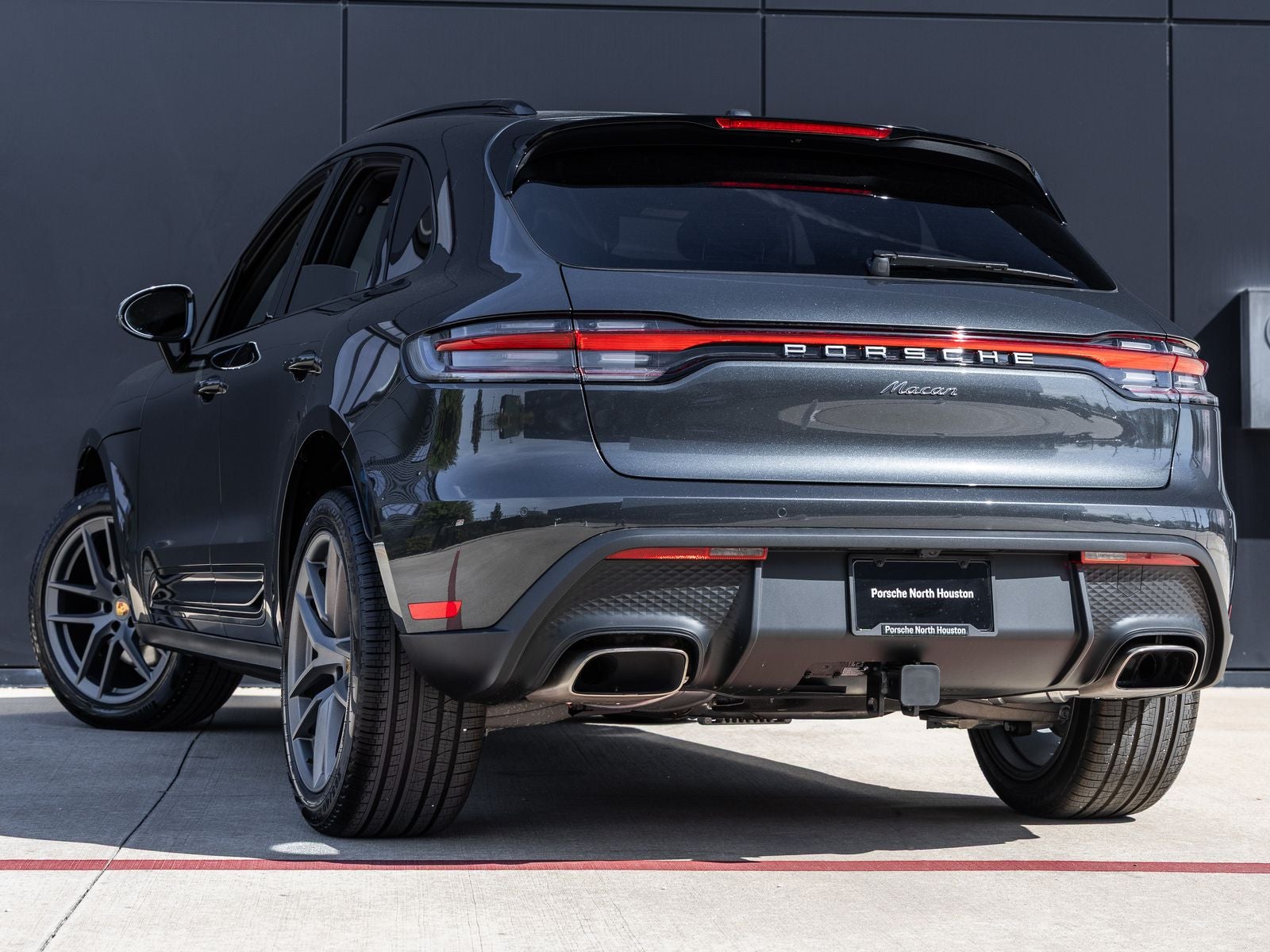 2026 Porsche Macan Macan