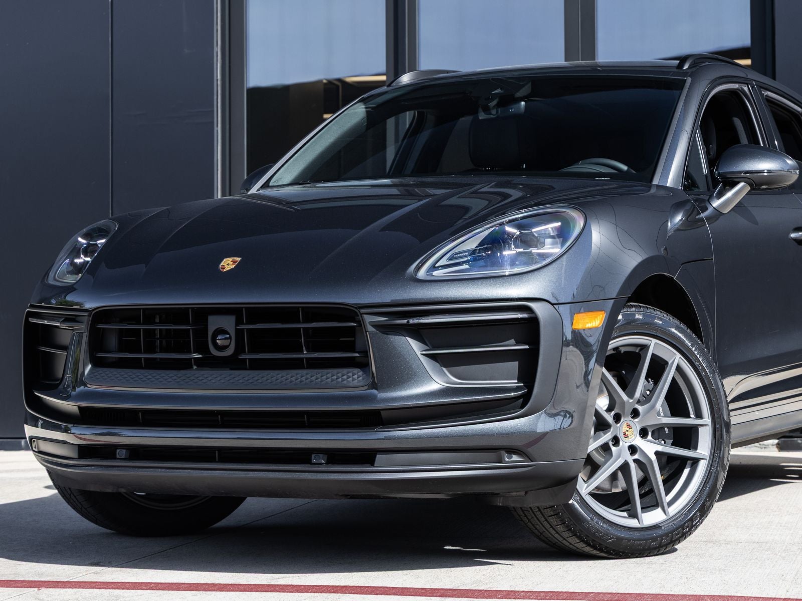 2026 Porsche Macan Macan