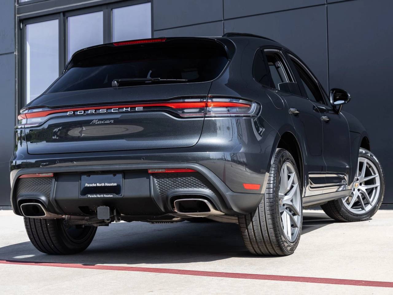 2026 Porsche Macan Macan