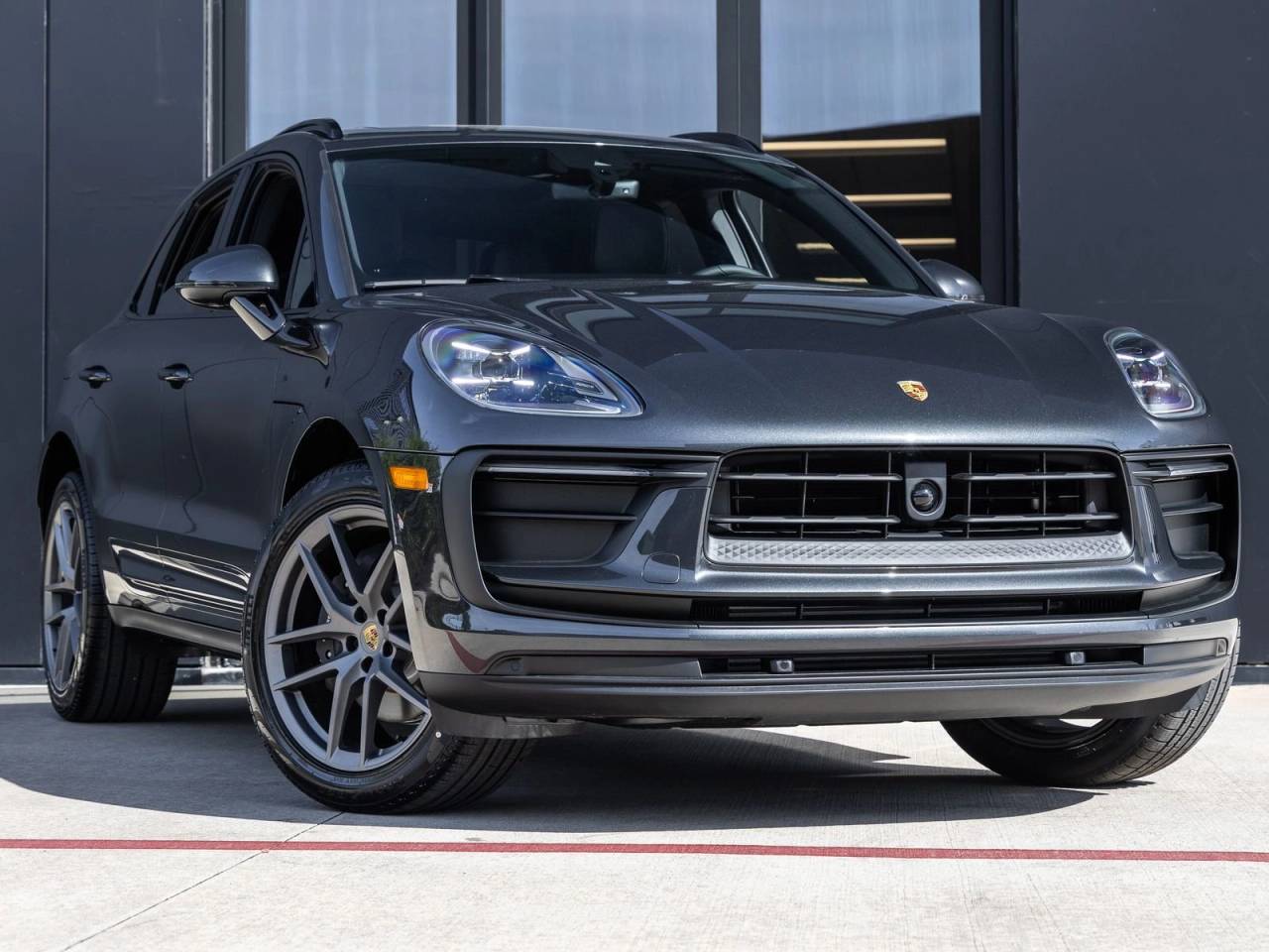 2026 Porsche Macan Macan