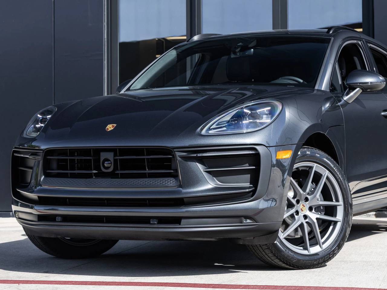 2026 Porsche Macan Macan