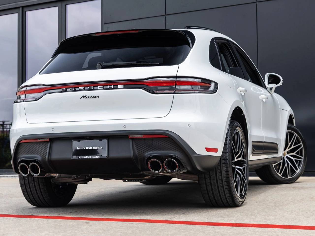2026 Porsche Macan AWD