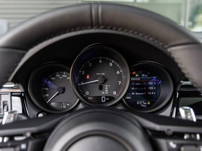 2026 Porsche Macan AWD