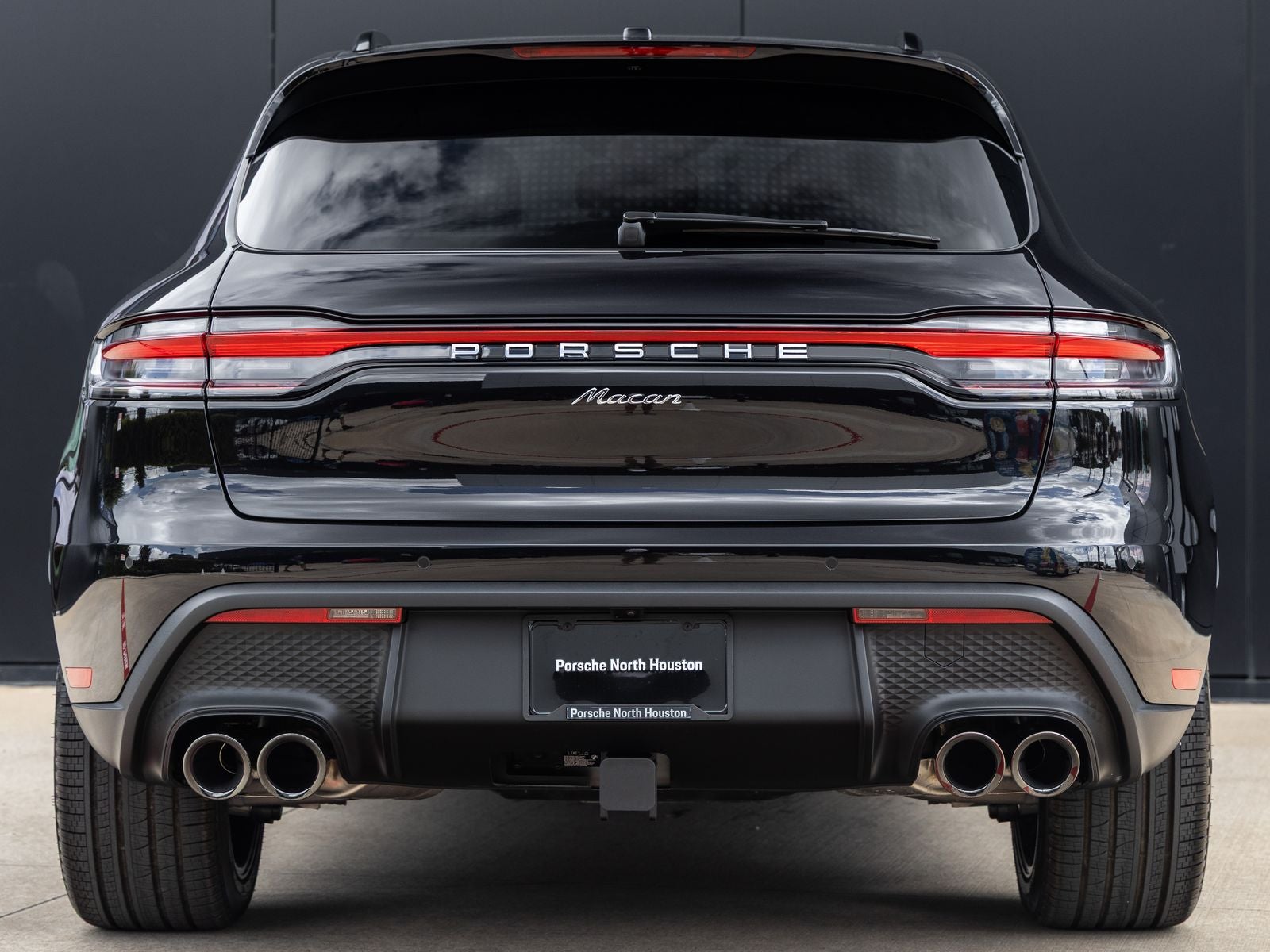 2026 Porsche Macan AWD