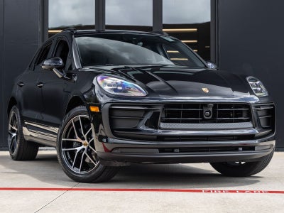 2026 Porsche Macan AWD