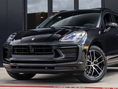 2026 Porsche Macan Base