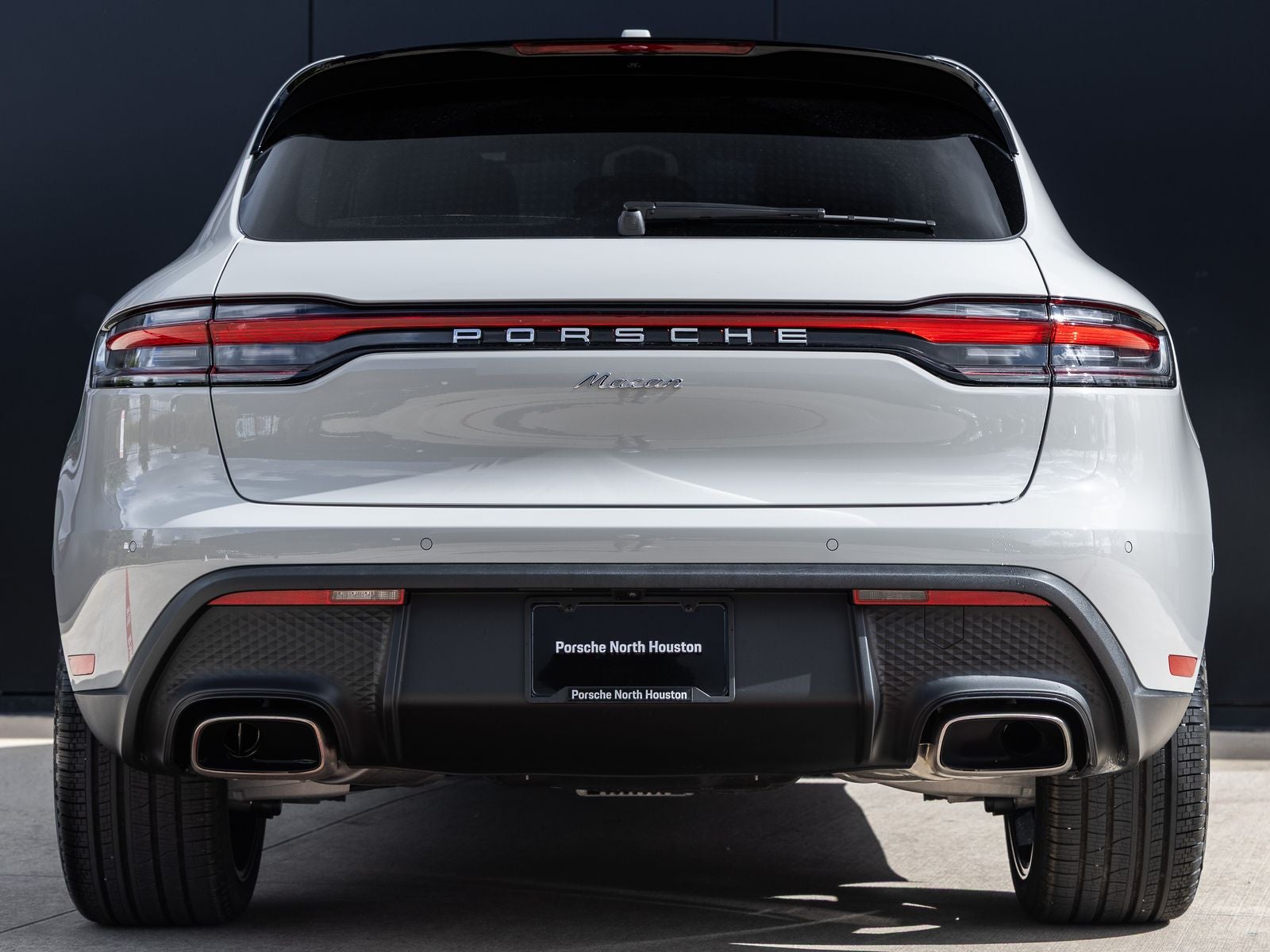 2026 Porsche Macan AWD