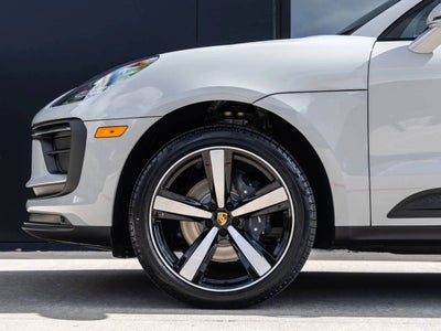 2026 Porsche Macan AWD
