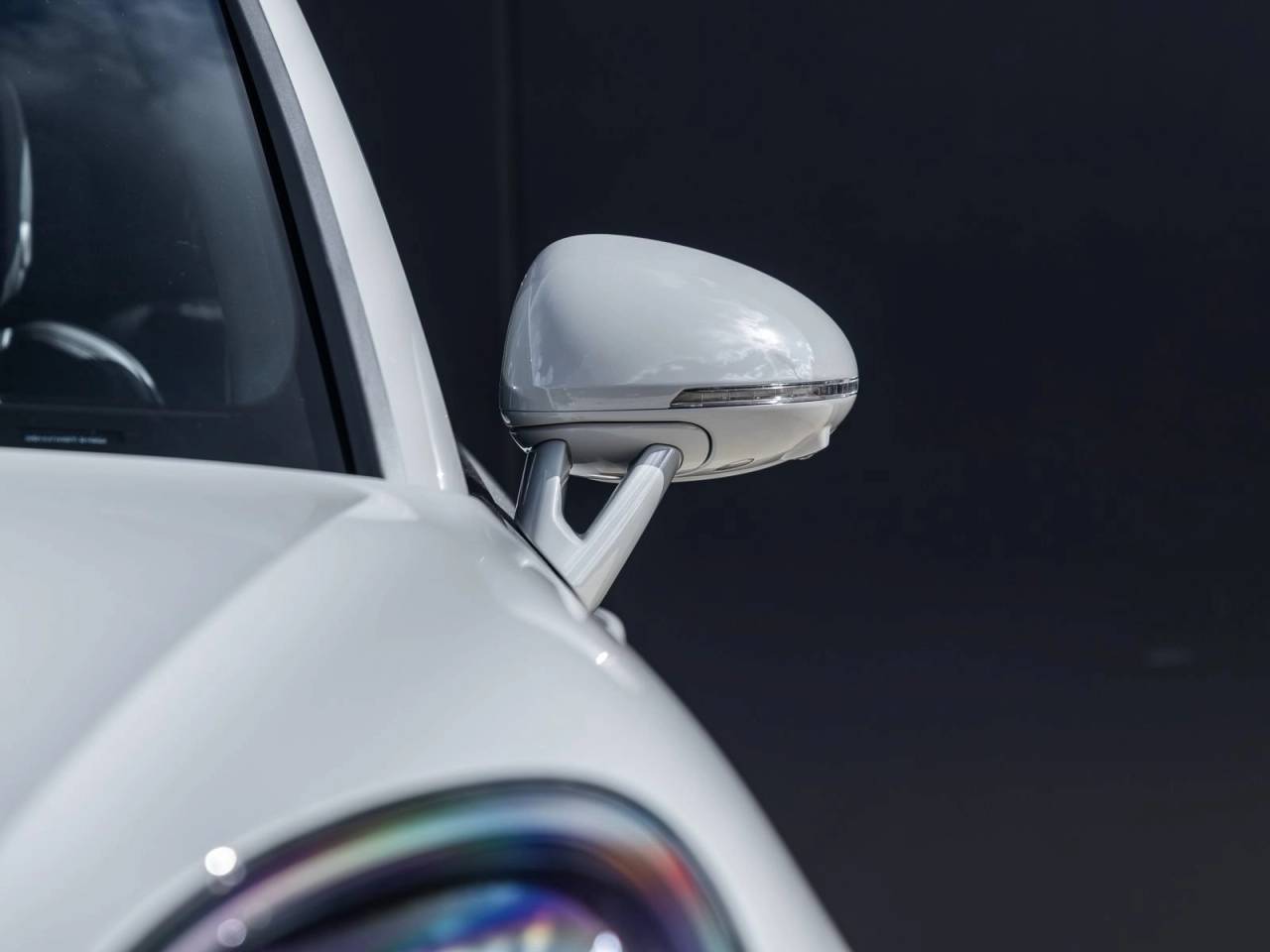 2026 Porsche Macan AWD
