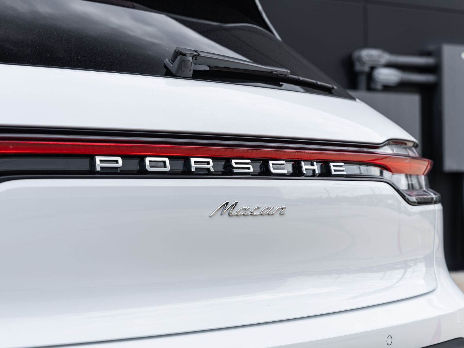 2026 Porsche Macan Macan