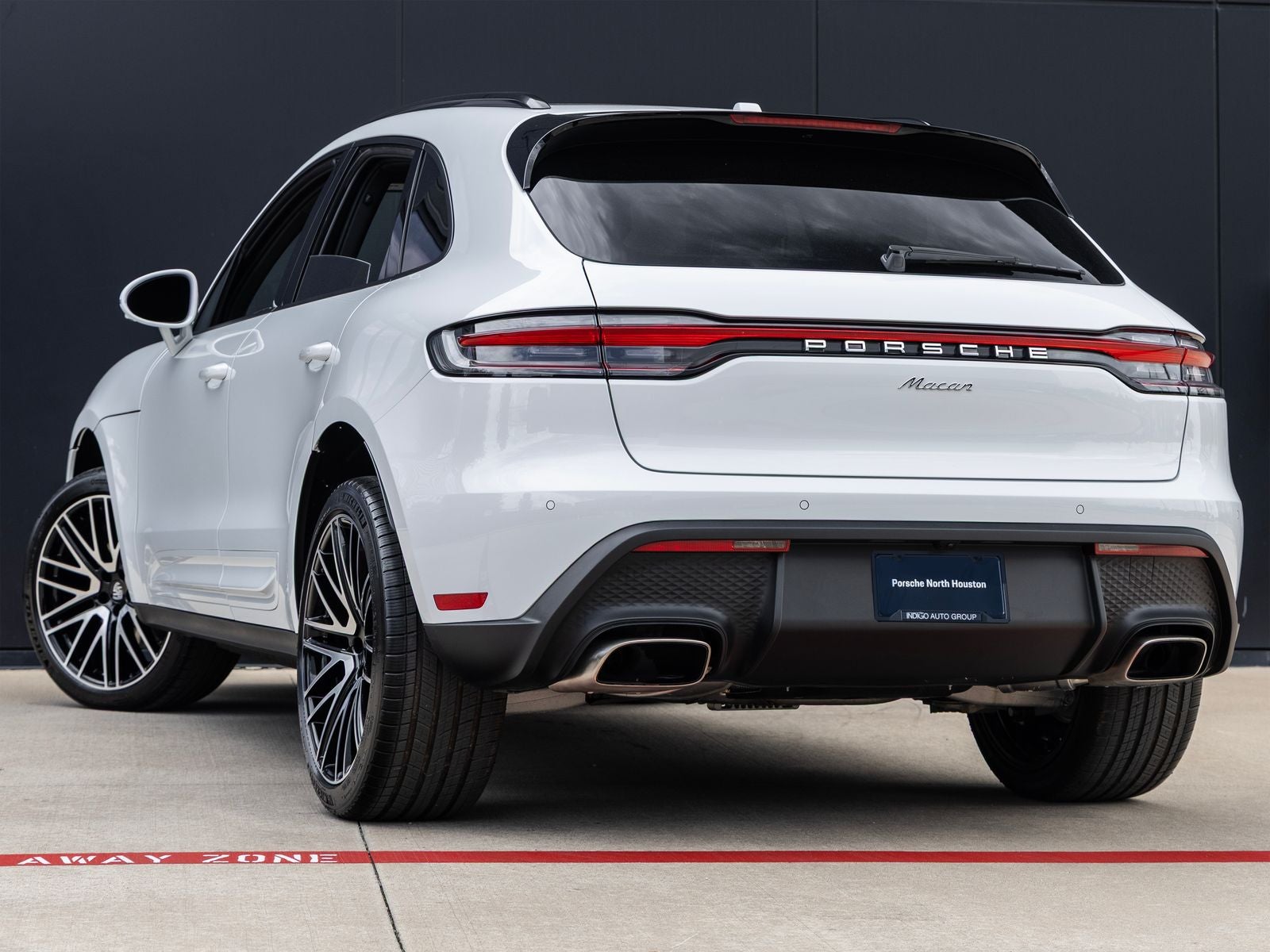 2026 Porsche Macan Macan