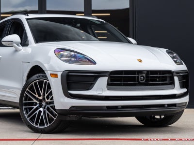 2026 Porsche Macan Macan