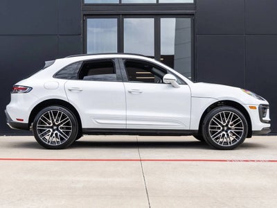 2026 Porsche Macan Macan