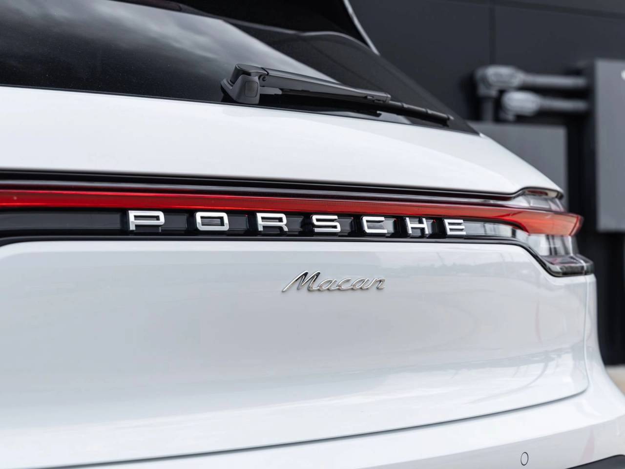2026 Porsche Macan Macan