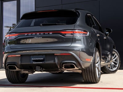 2026 Porsche Macan Macan