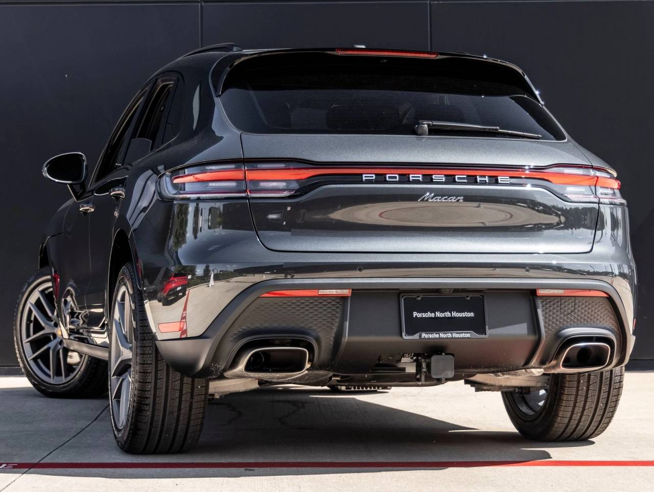 2026 Porsche Macan Macan