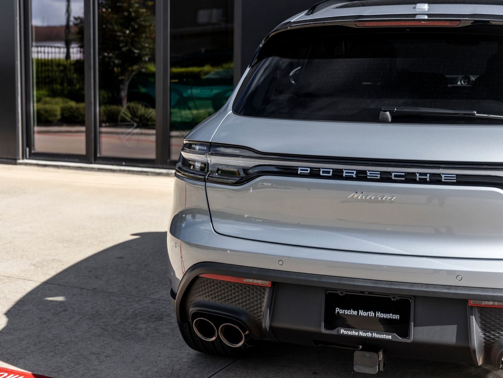 2026 Porsche Macan Base