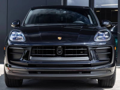 2026 Porsche Macan Macan