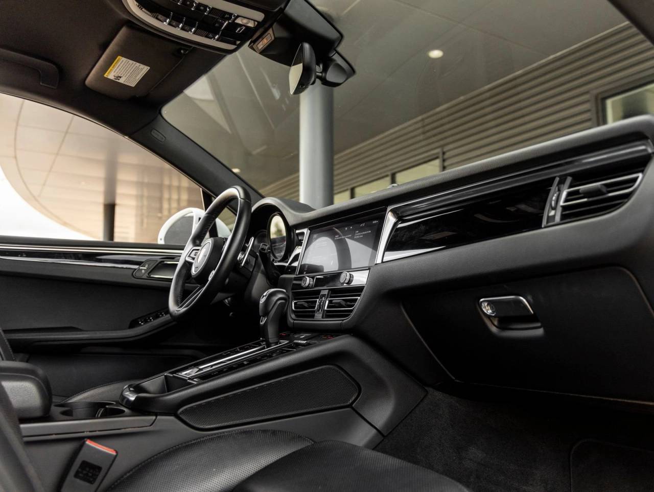 2023 Porsche Macan Macan