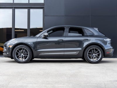 2025 Porsche Macan Macan T