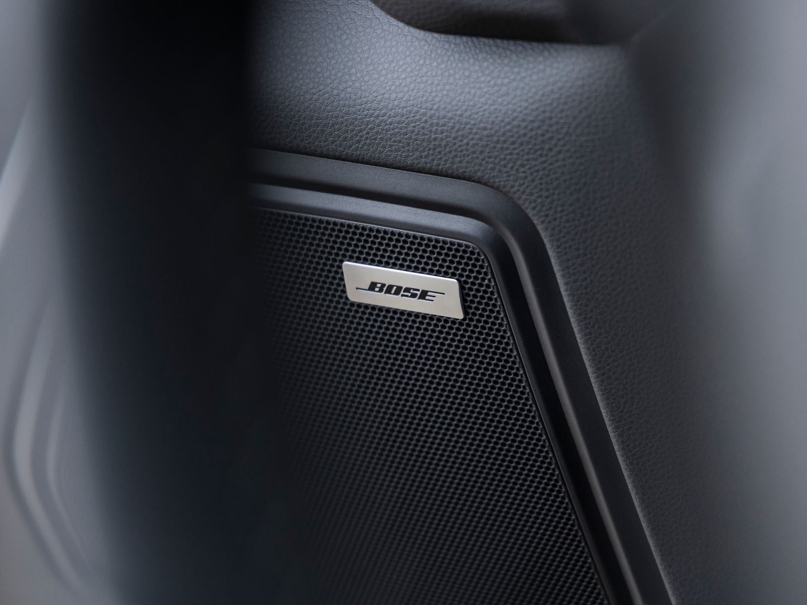 2025 Porsche Macan Macan T