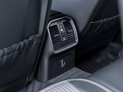 2025 Porsche Macan Macan T