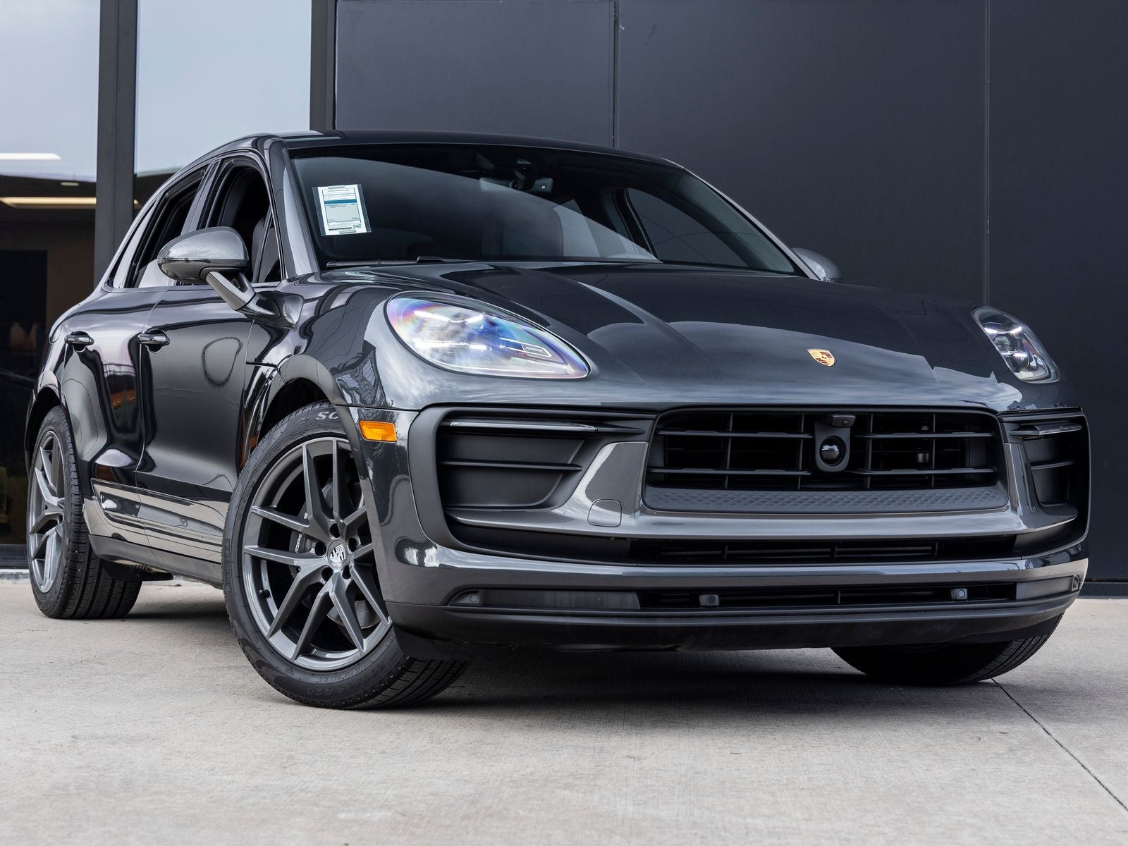 2025 Porsche Macan Macan T