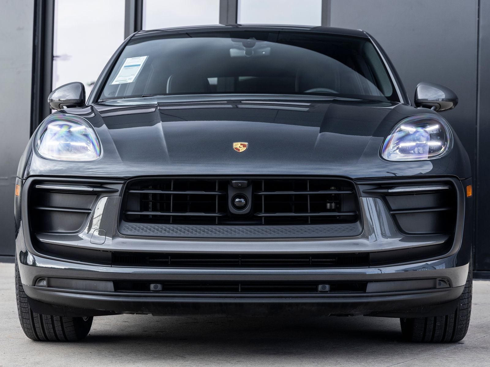2025 Porsche Macan Macan T