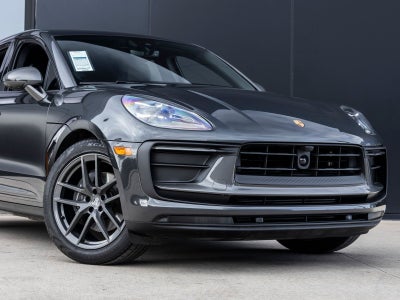 2025 Porsche Macan Macan T