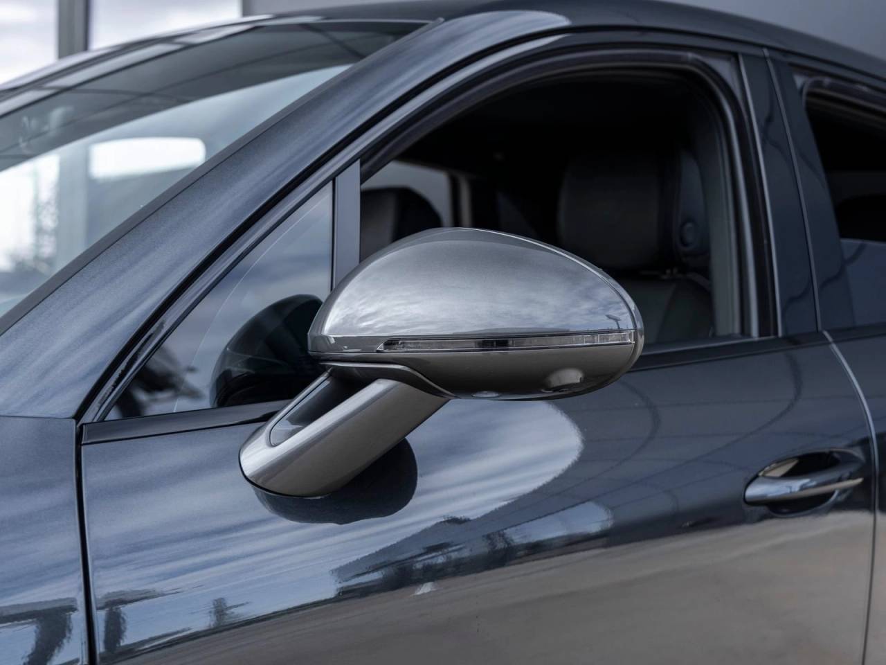 2025 Porsche Macan Macan T