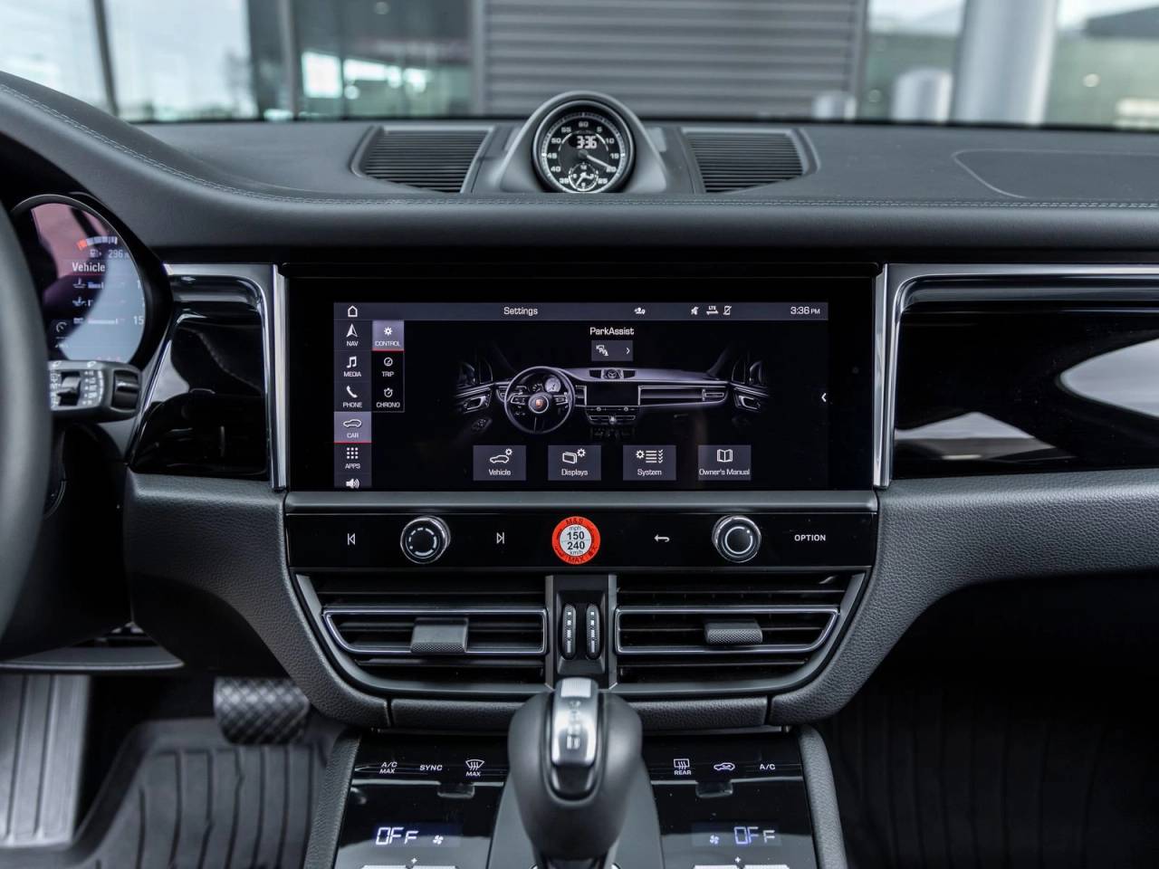 2025 Porsche Macan Macan T