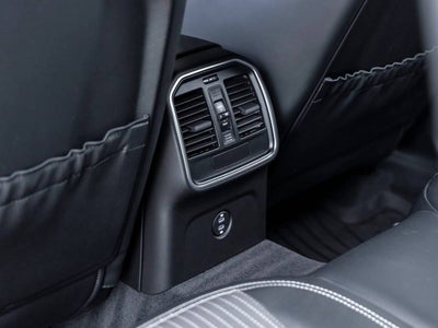 2025 Porsche Macan Macan T
