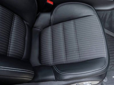 2025 Porsche Macan Macan T