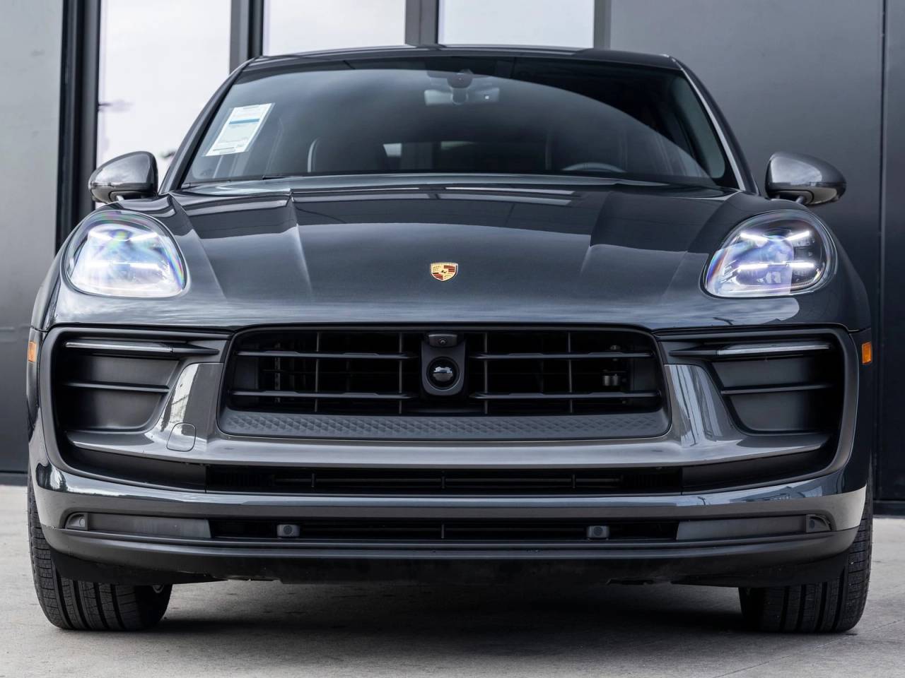 2025 Porsche Macan Macan T